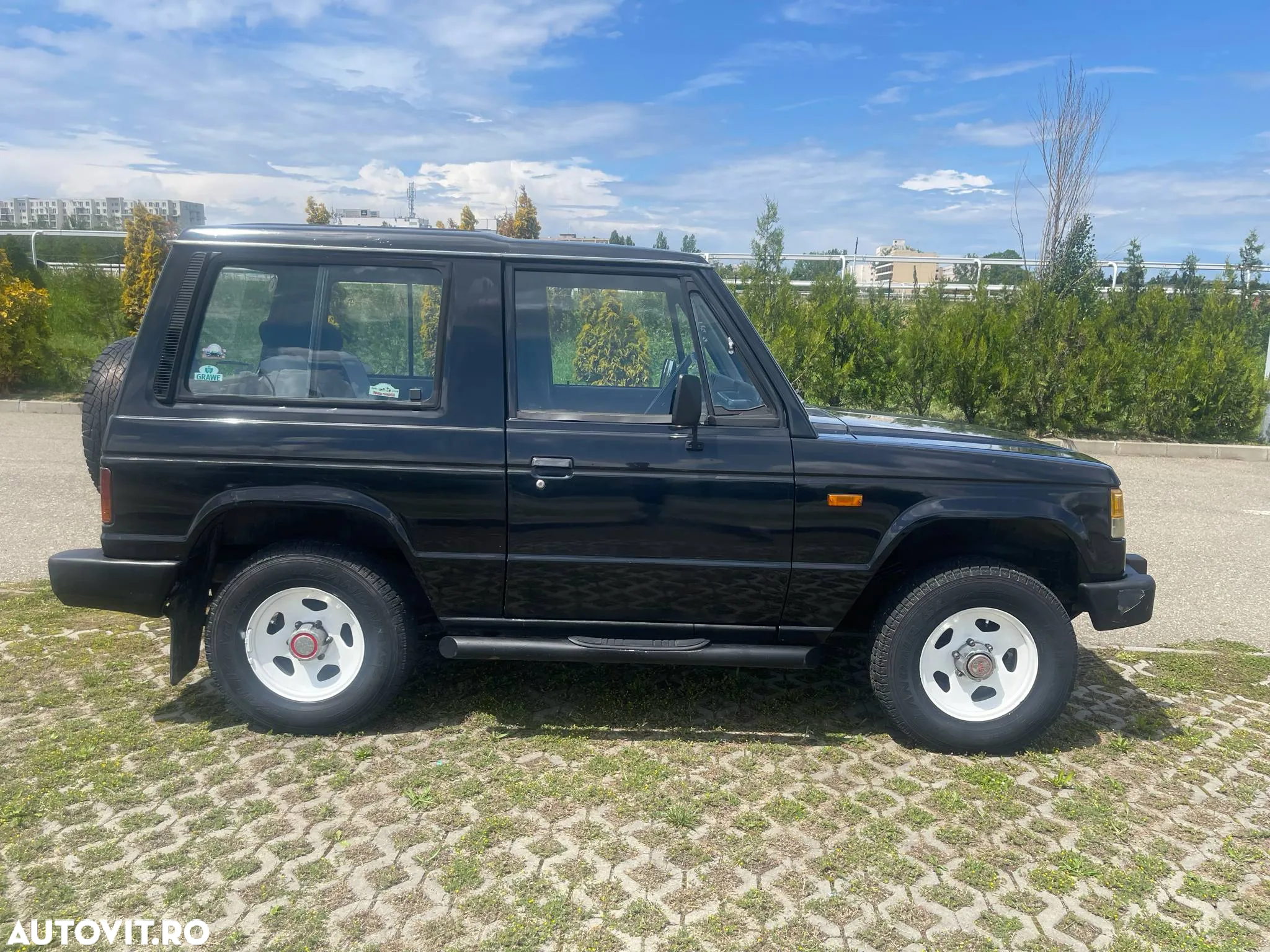 Mitsubishi Pajero - 5