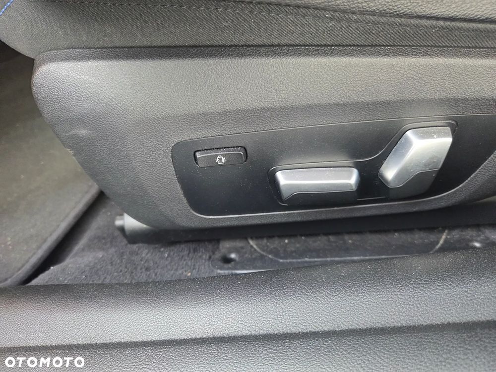 BMW Seria 4 M440i xDrive mHEV sport - 24