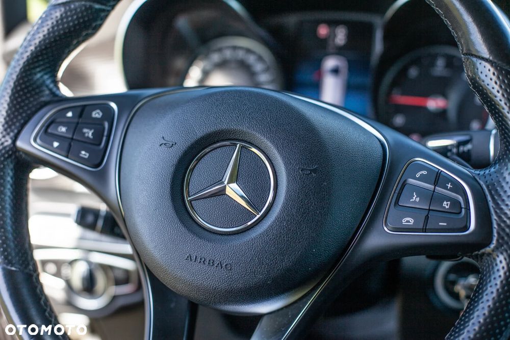 Mercedes-Benz Klasa V 220 d 4-Matic 9G-Tronic (d³ugi) - 36