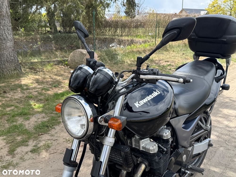 Kawasaki ZR - 16