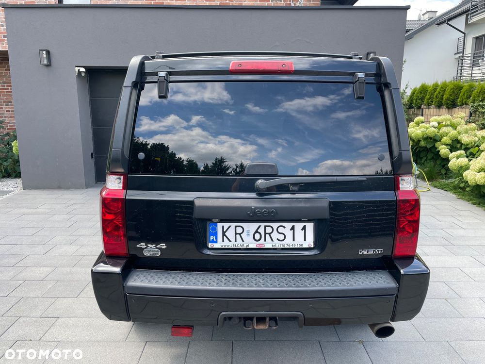 Jeep Commander 5.7 V8 Overland - 8