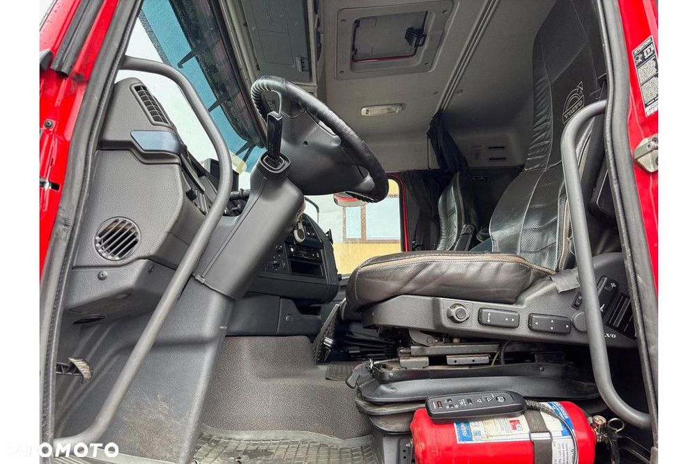 Volvo FH540 6X2*4 VACUM + RETARDER - 19
