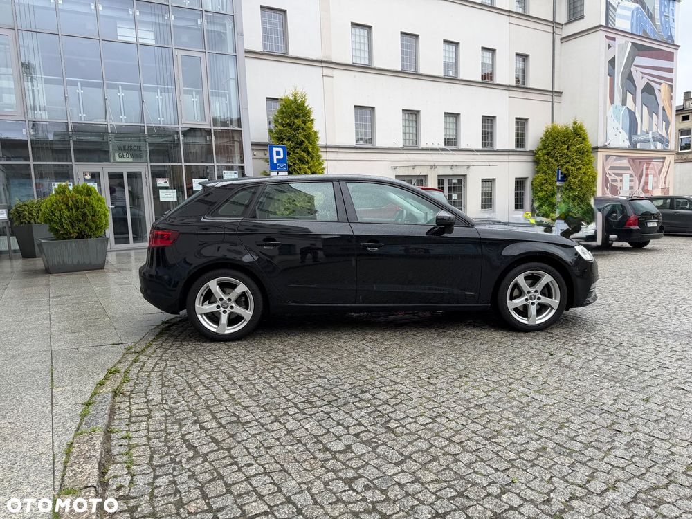 Audi A3 Sportback - 7