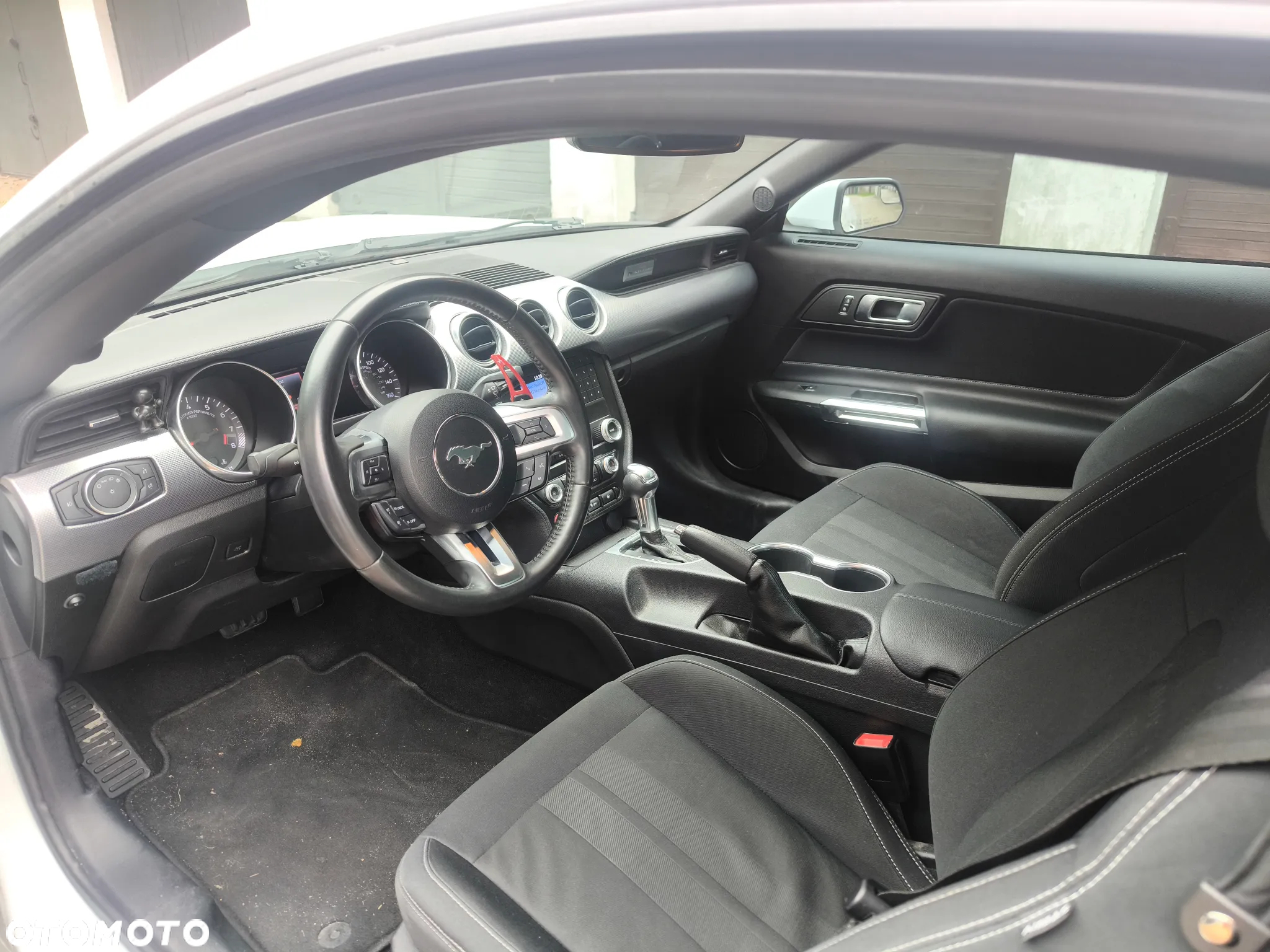 Ford Mustang - 18