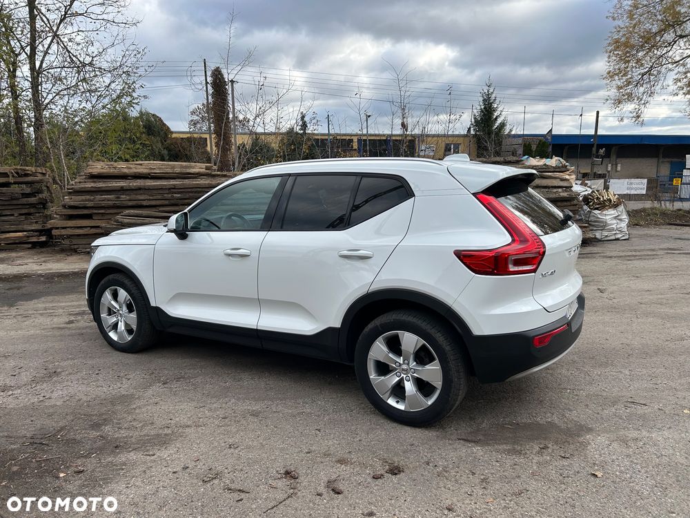 Volvo XC 40 D3 Momentum Pro - 4