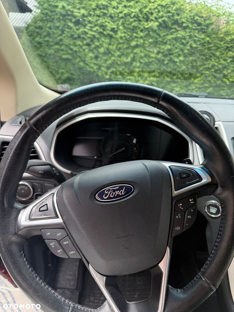 Ford Edge - 15