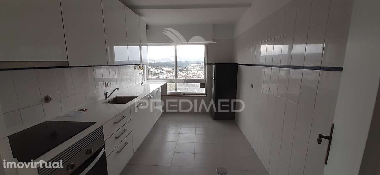 Apartamento T2 para arrendamento em São João da Madeira - Grande imagem: 4/8