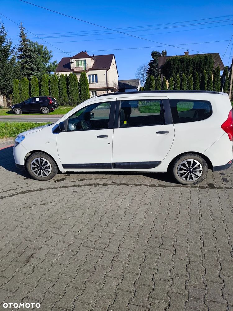 Dacia Lodgy 1.6 SCe Ambiance S&S - 2