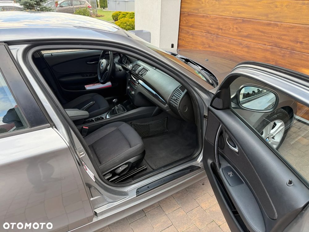 BMW Seria 1 116i Edition Sport - 16