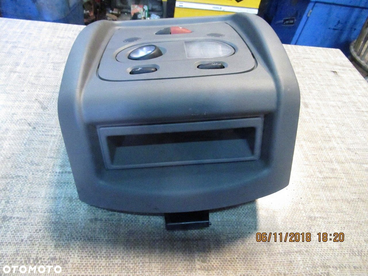 Lampka Podsufitki Kabiny Master Movano NV400 10 - 3