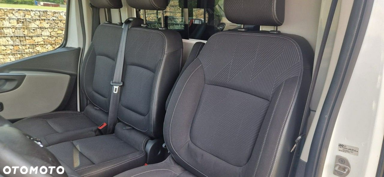 Renault Trafic - 14