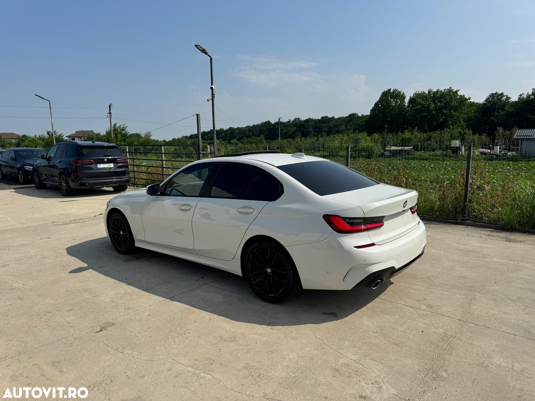 BMW Seria 3 320i GT Aut. Luxury Line - 15