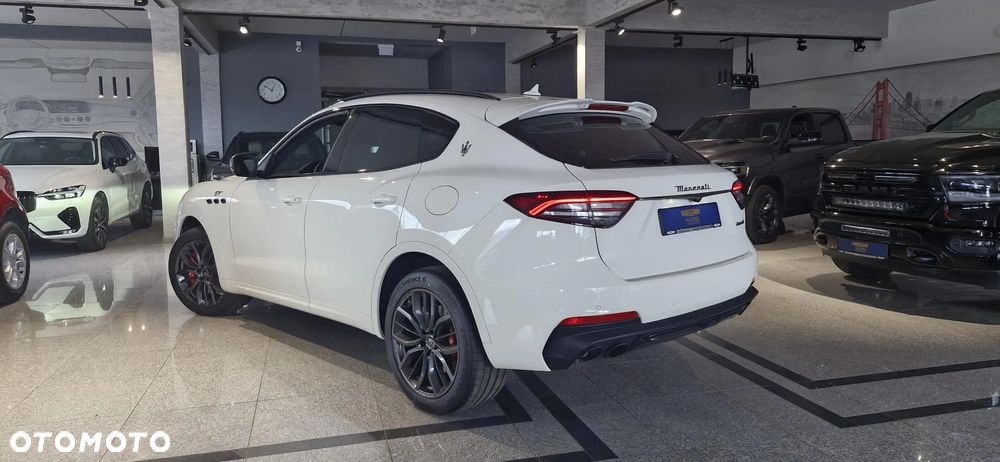 Maserati Levante GT Hybrid - 9