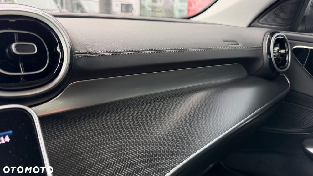 Mercedes-Benz Klasa C 200 9G-TRONIC - 26