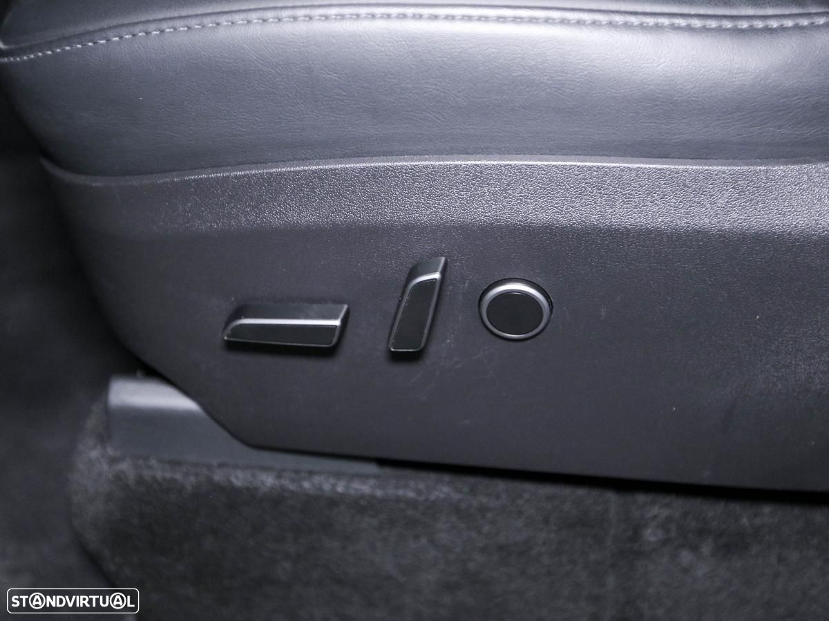 Tesla Model Y Long Range Tração Integral - 13
