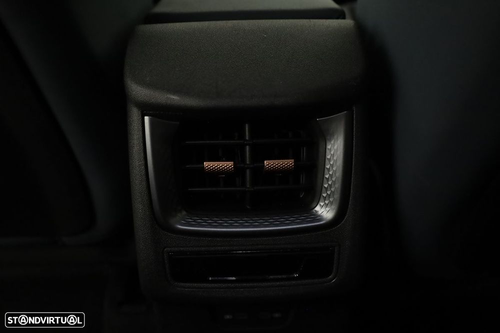 Cupra Terramar 1.5 e-Hybrid DSG - 23