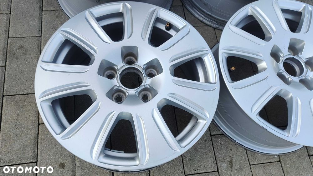 Oryginalne Felgi Aluminiowe AUDI Q3 16 5x112 6,5J ET33 - 6