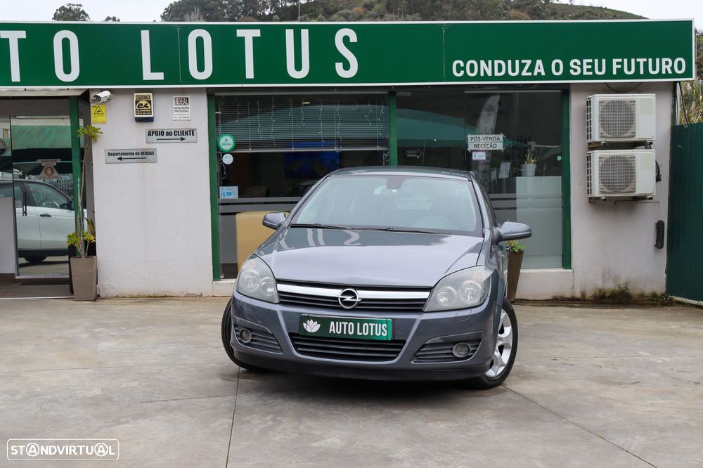 Opel Astra 1.3 CDTI Cosmo - 1