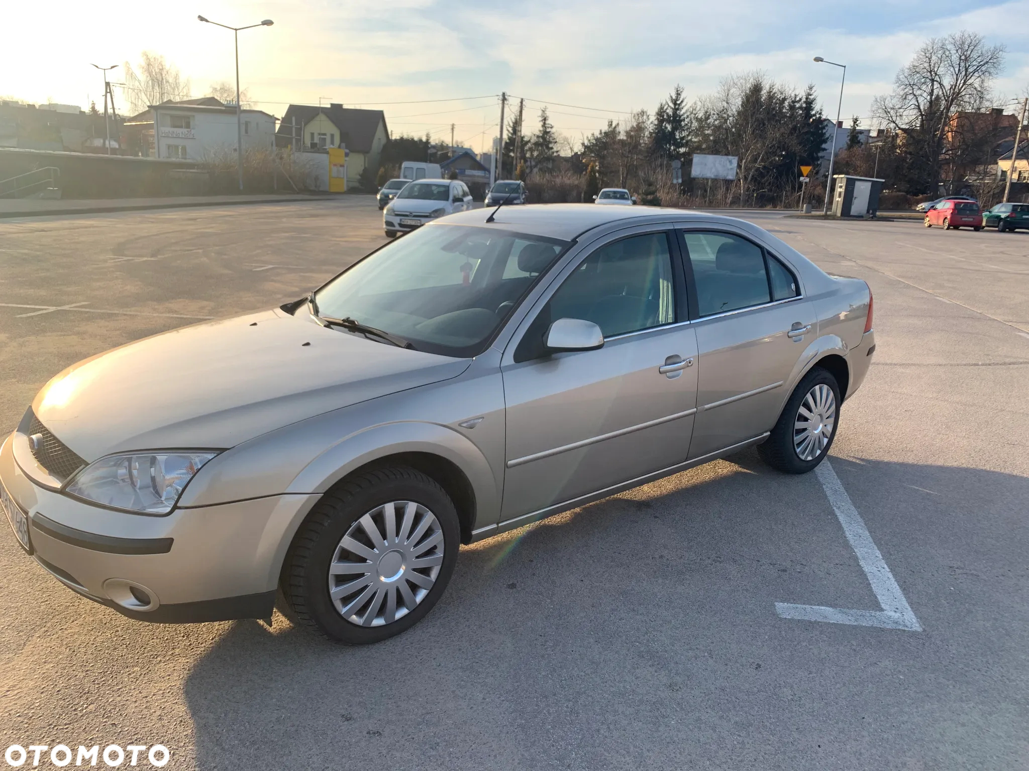 Ford Mondeo 2.0 Ghia - 3