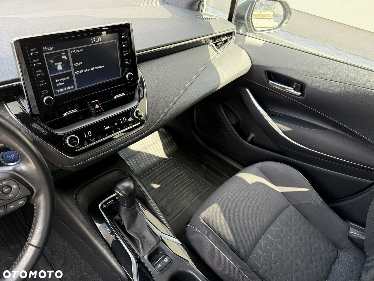 Toyota Corolla - 27