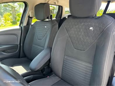 Renault Clio Sport Tourer - 7