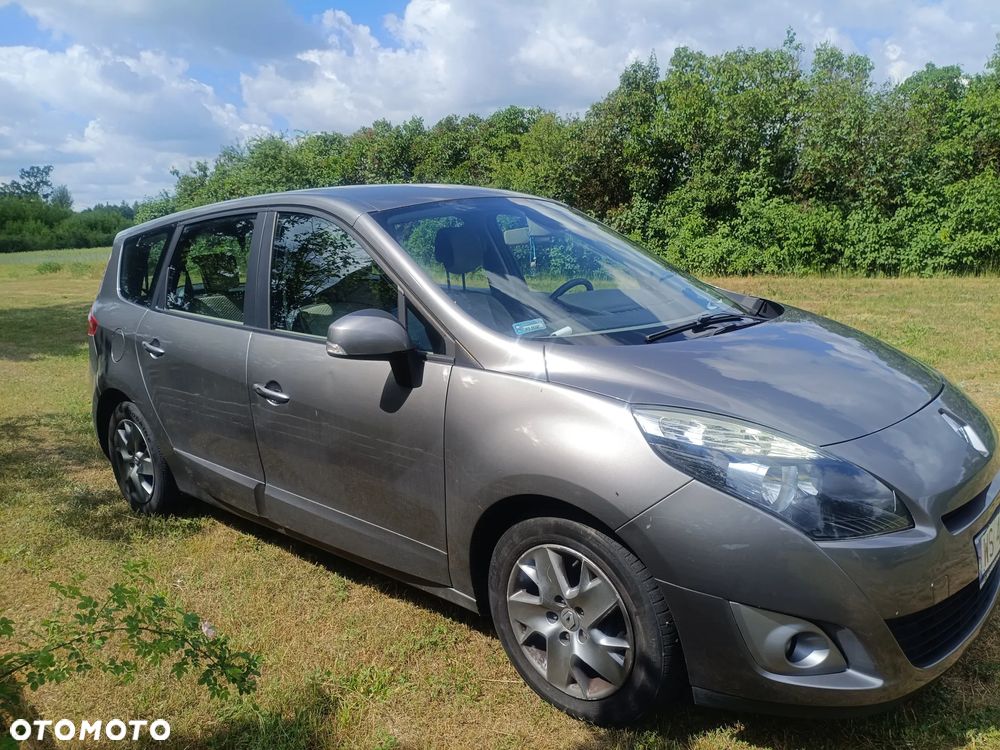 Renault Scenic - 2