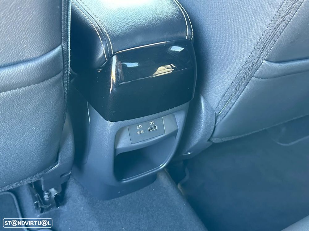 Nissan Juke 1.0 DIG-T Tekna TwoTone T DCT - 23