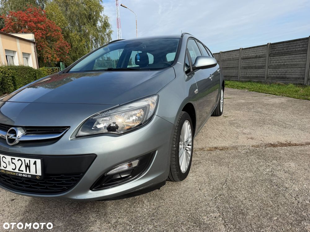 Opel Astra 1.4 Turbo Exklusiv - 11