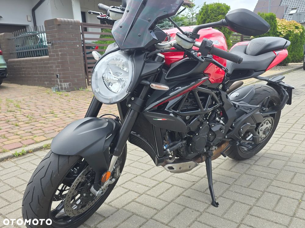 MV AGUSTA Brutale - 7