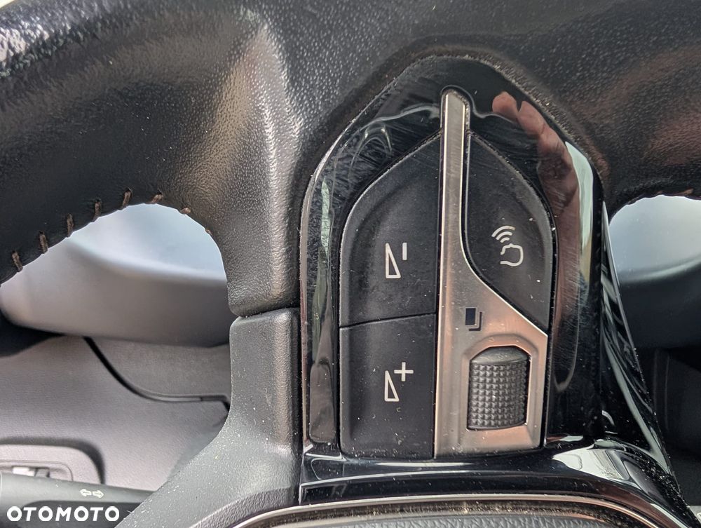 Peugeot Rifter 1.2 PureTech GT Line S&S - 16