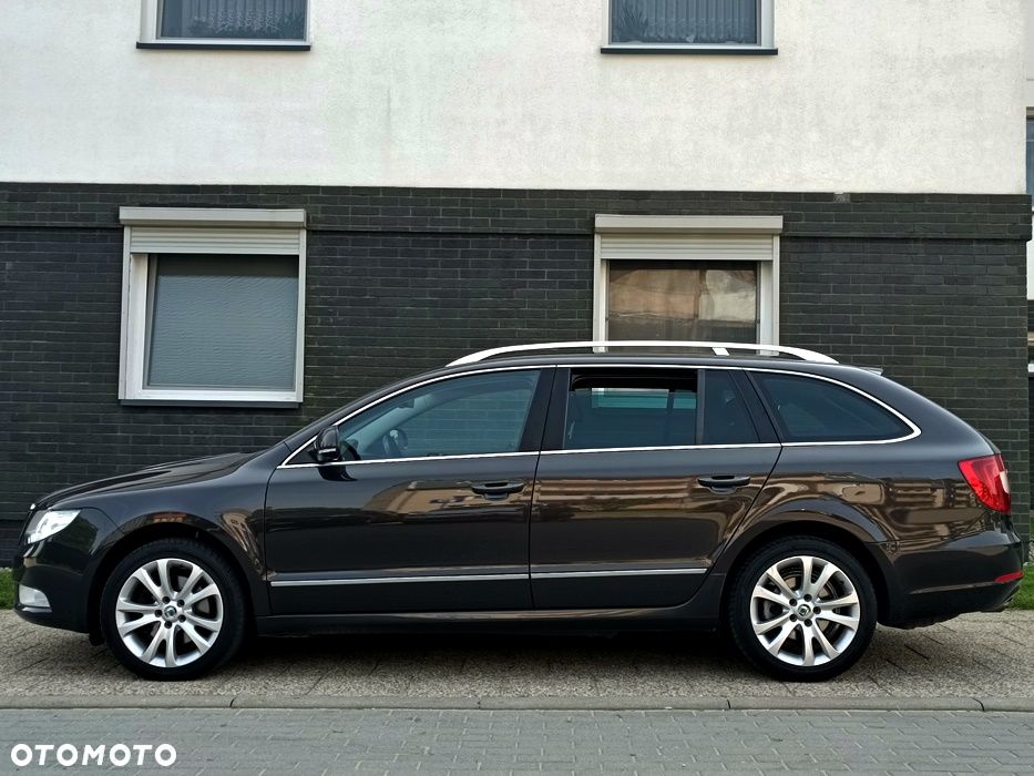 Skoda Superb 2.0 TDI DSG Exclusive - 12