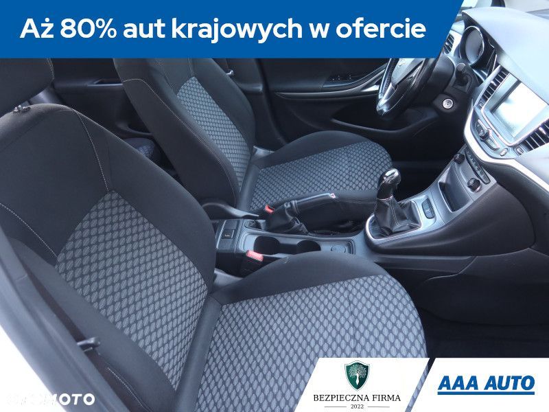 Opel Astra - 11