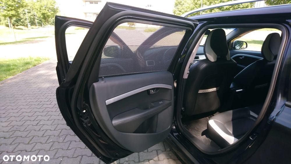 Volvo V70 - 9