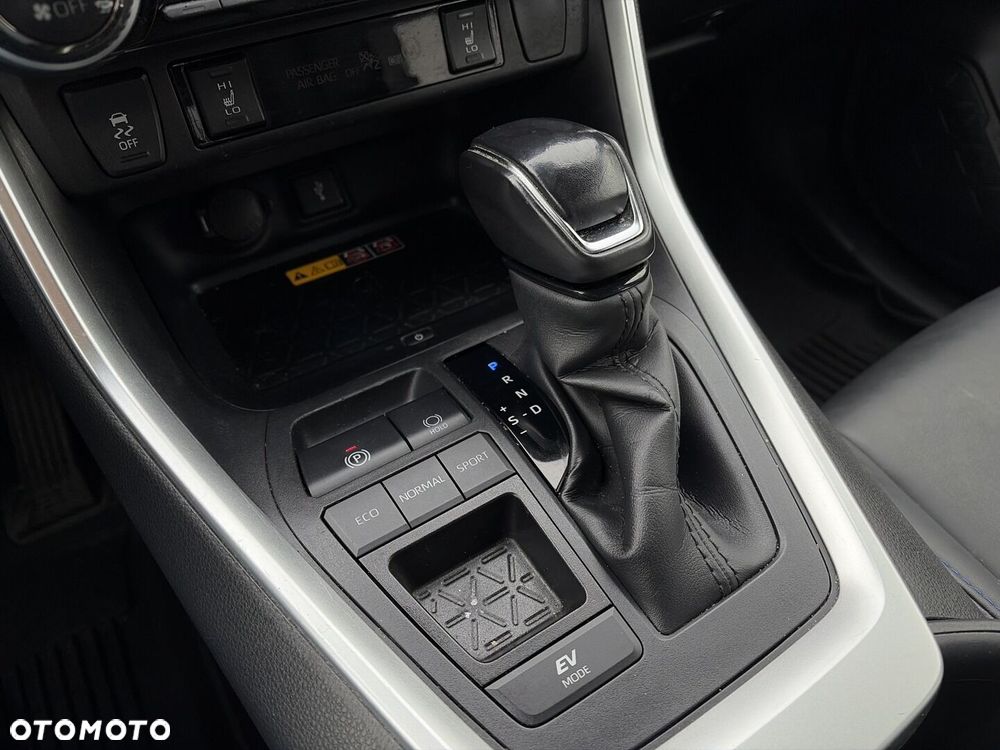 Toyota RAV4 2.5 Hybrid Selection 4x2 - 21