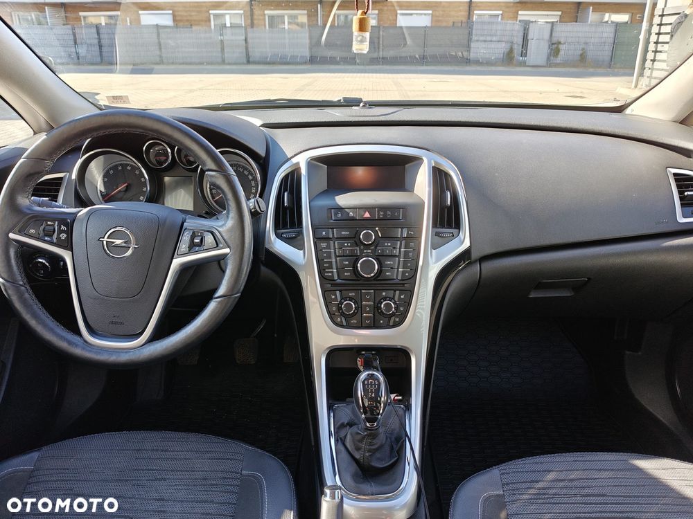 Opel Astra 1.6 Cosmo - 8