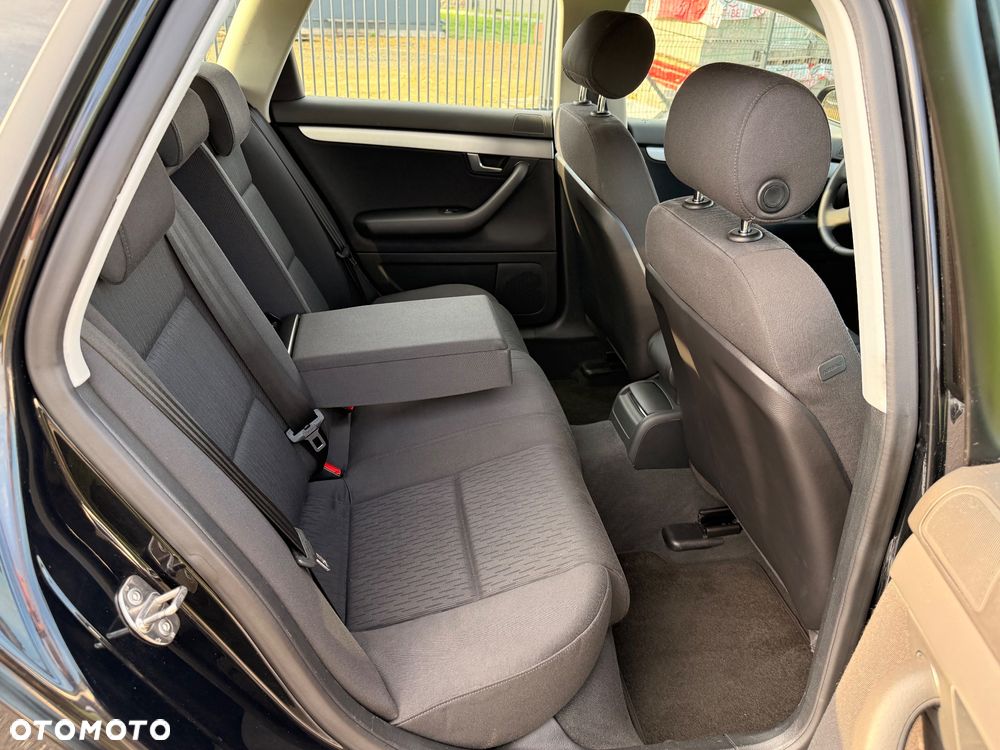 Audi A4 Avant 1.8T - 25