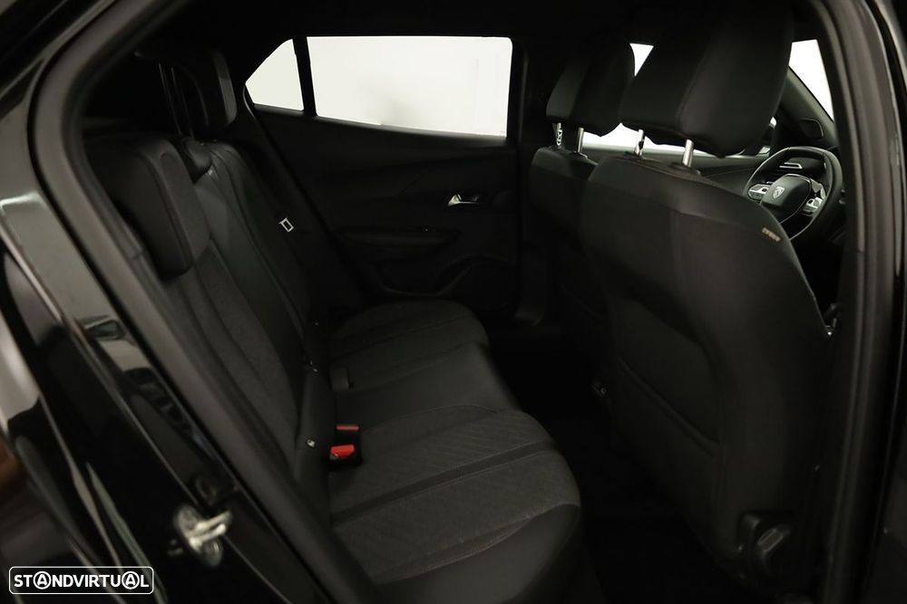 Peugeot e-2008 50 kWh Allure - 23