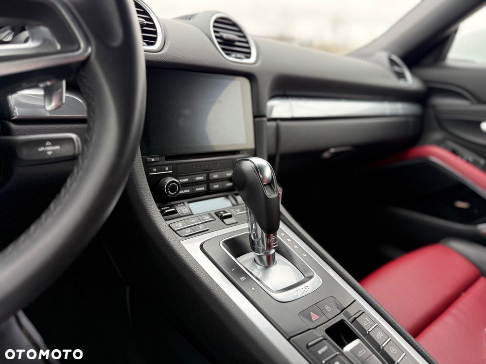 Porsche Boxster - 12