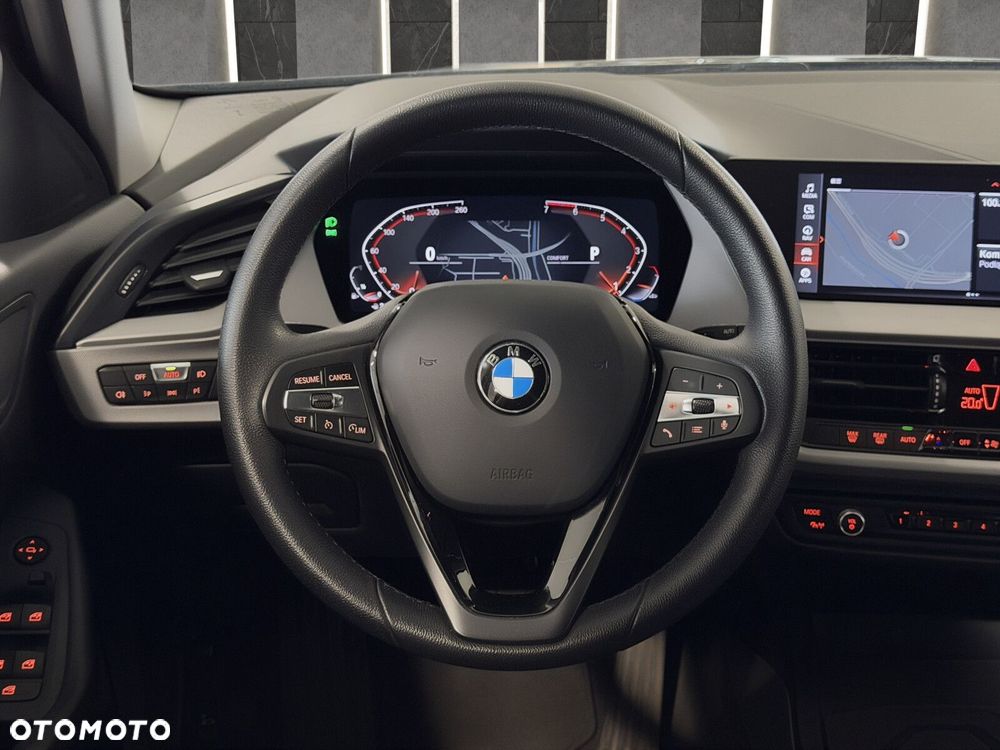 BMW Seria 1 - 12