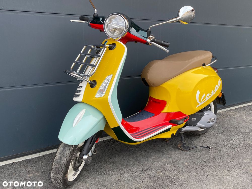 Vespa Primavera - 2