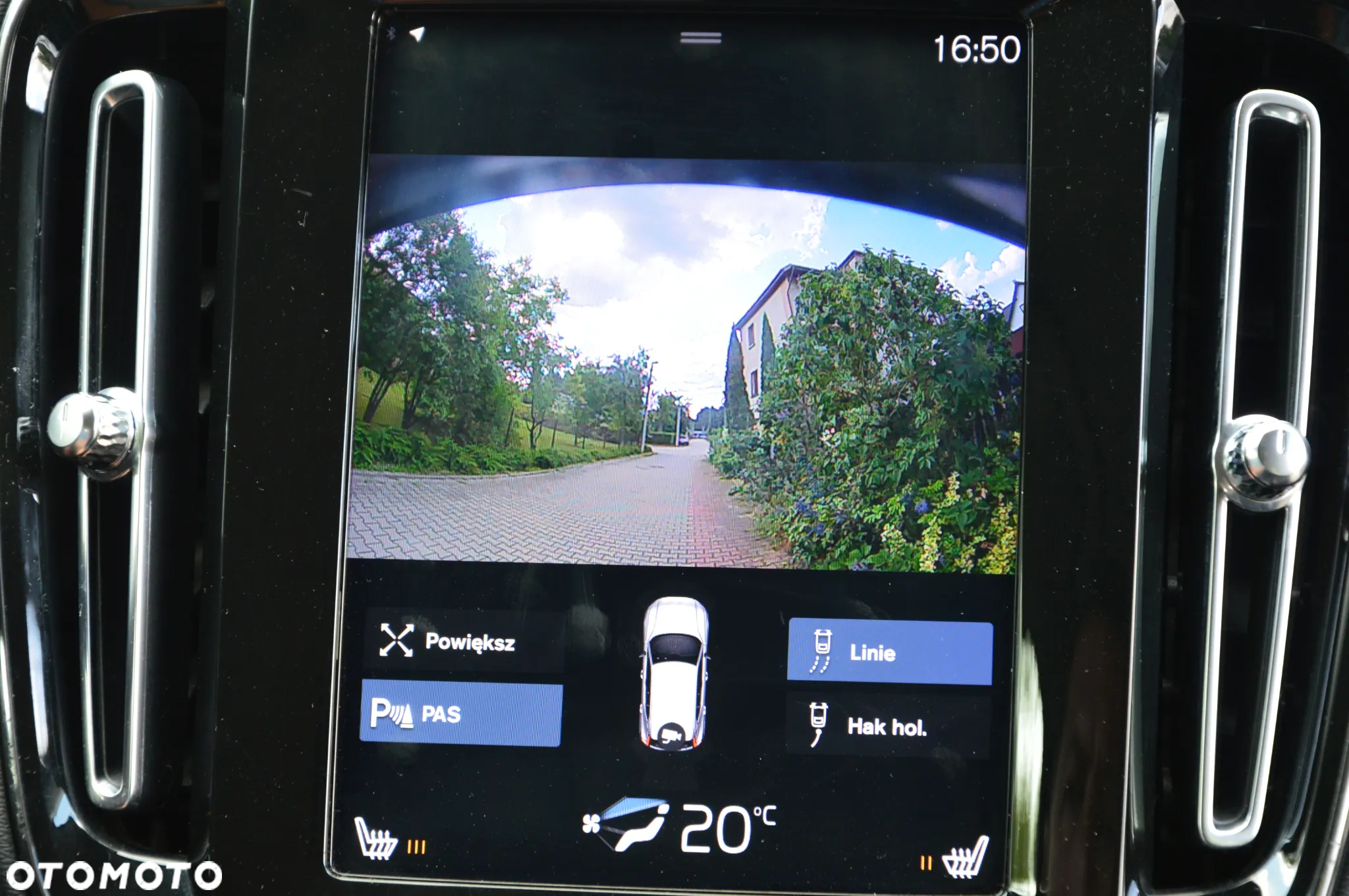 Volvo XC 40 T3 Momentum - 29