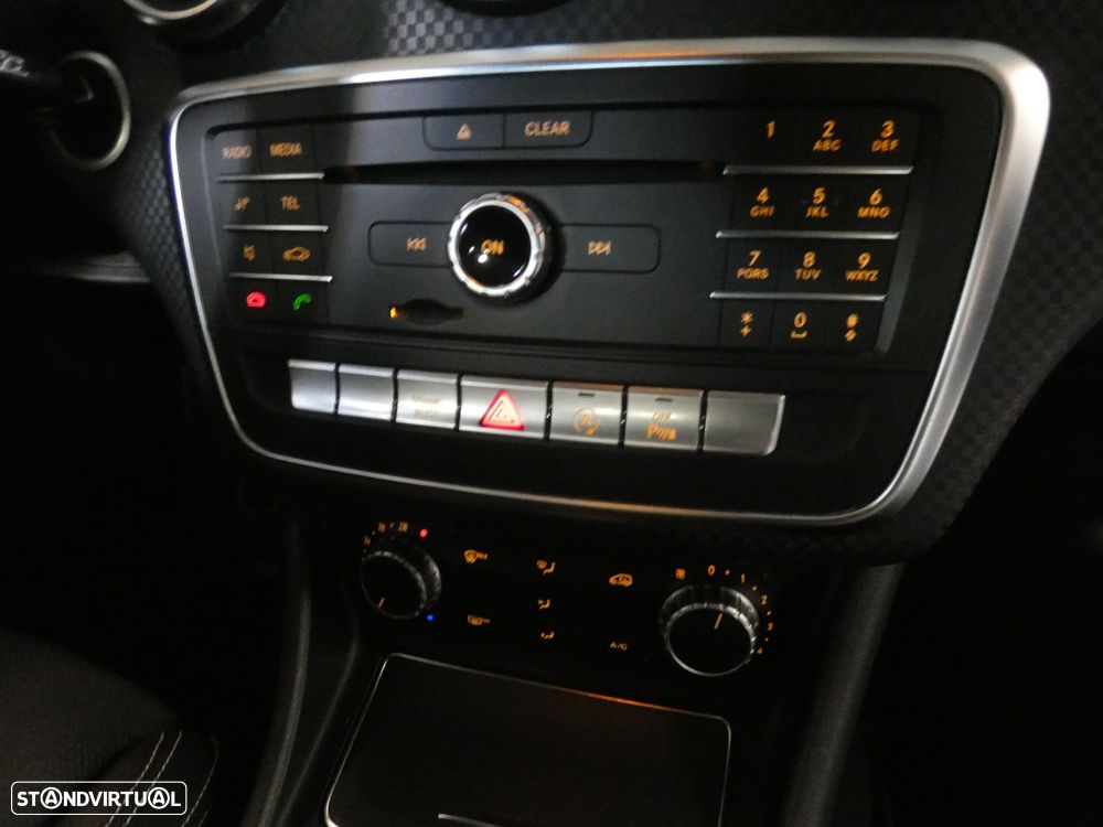 Mercedes-Benz A 180 d Urban - 17