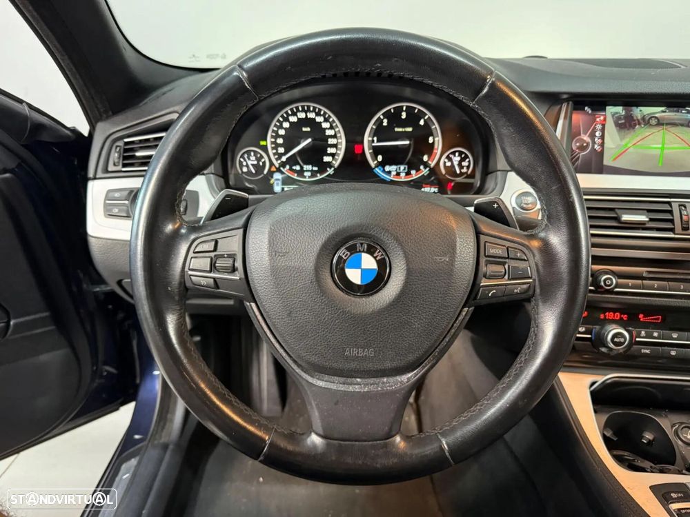 BMW 520 d Line Luxury Auto - 6