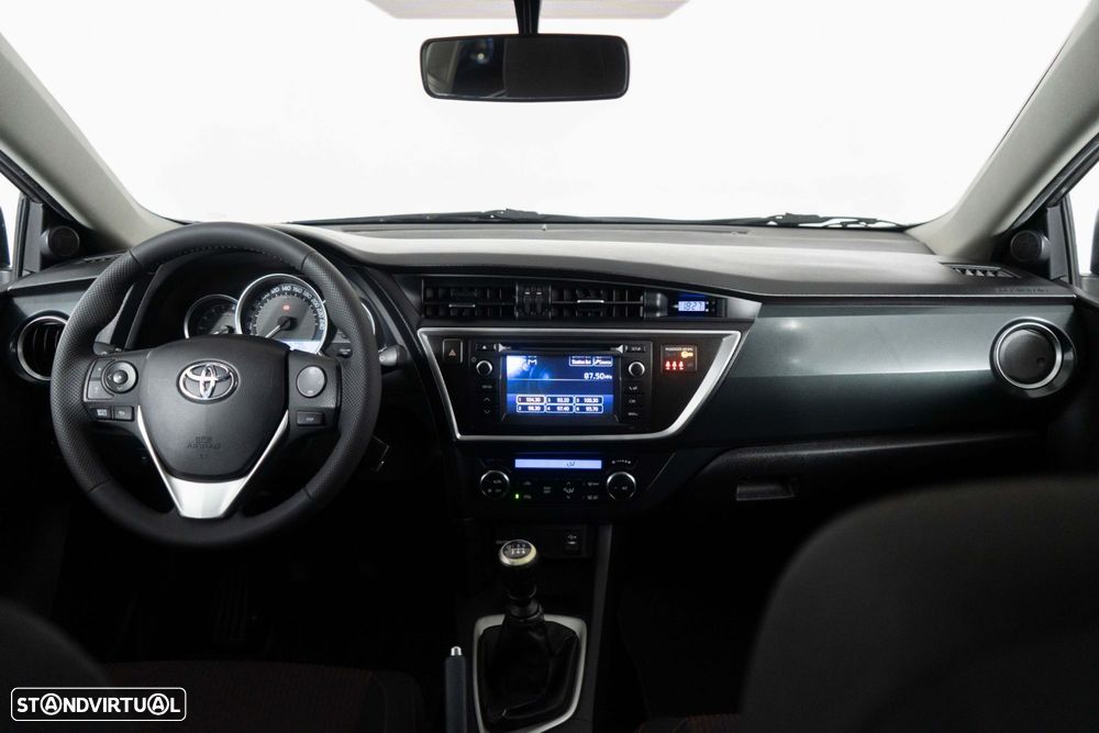 Toyota Auris - 28