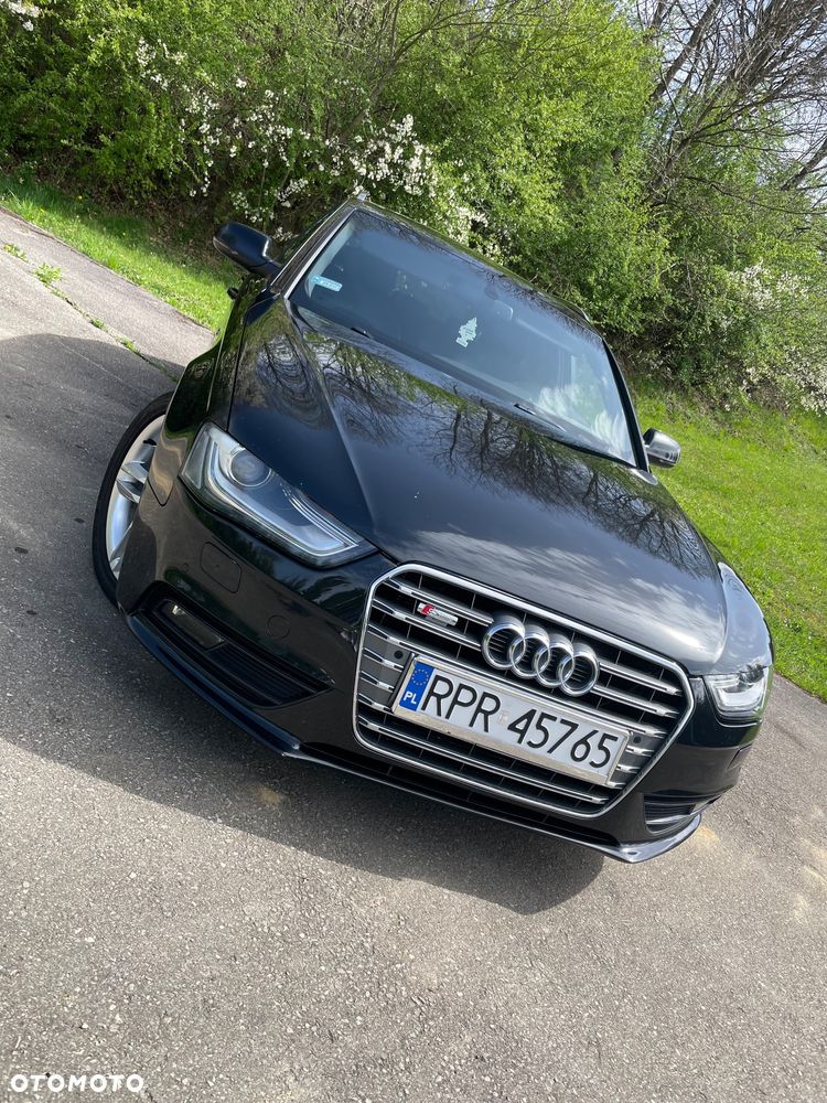 Audi A4 Avant 2.0 TDI - 1