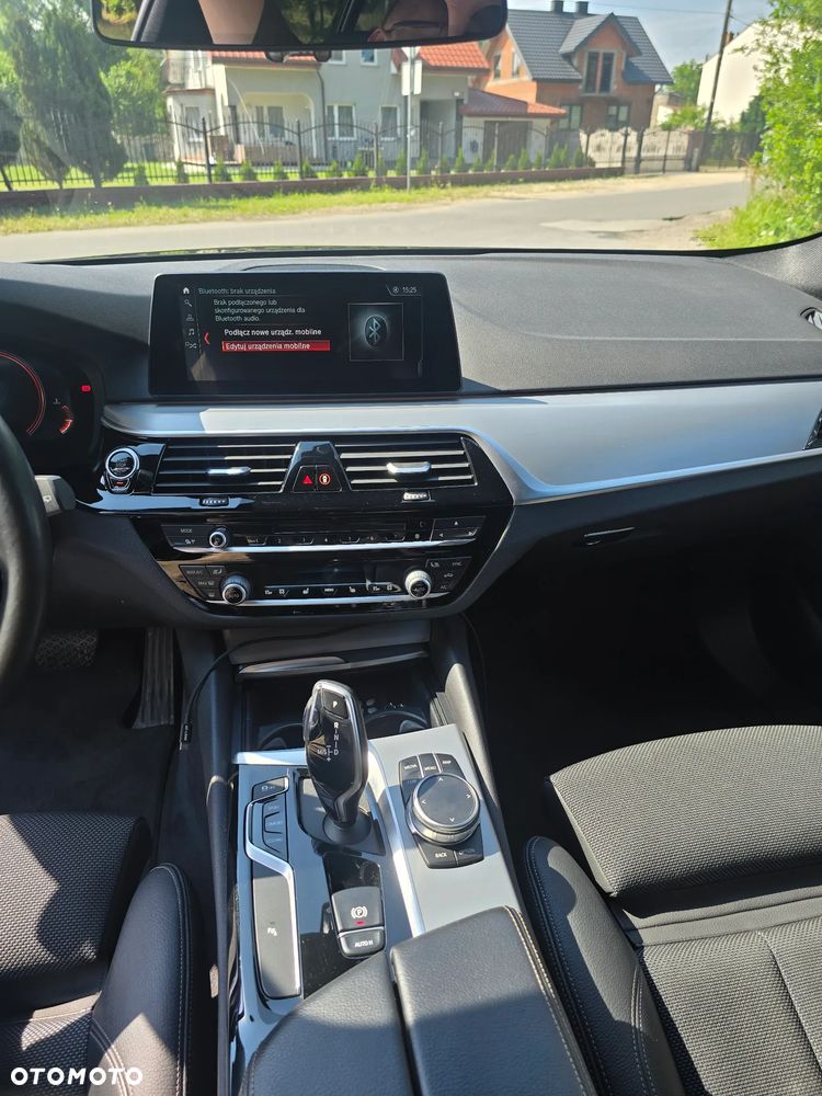 BMW Seria 5 520d Sport Line - 7