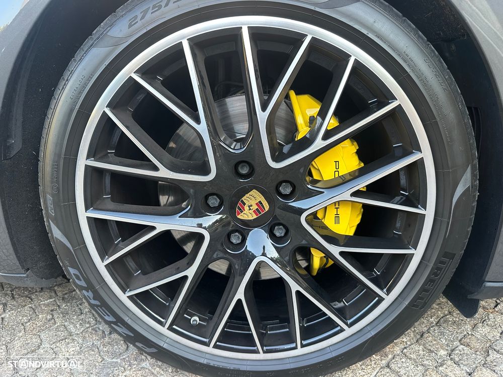 Porsche Panamera 4 S - 25