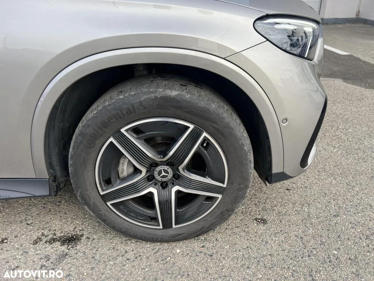 Mercedes-Benz GLC 300 e 4MATIC - 16