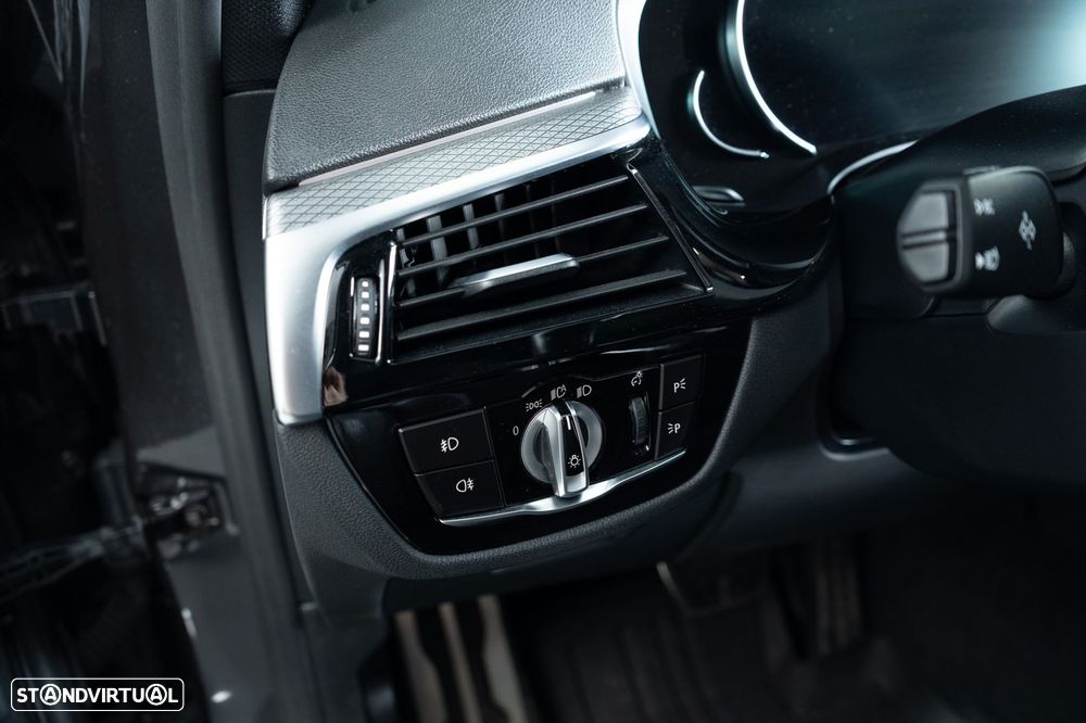 BMW 520 d Pack M Auto - 24