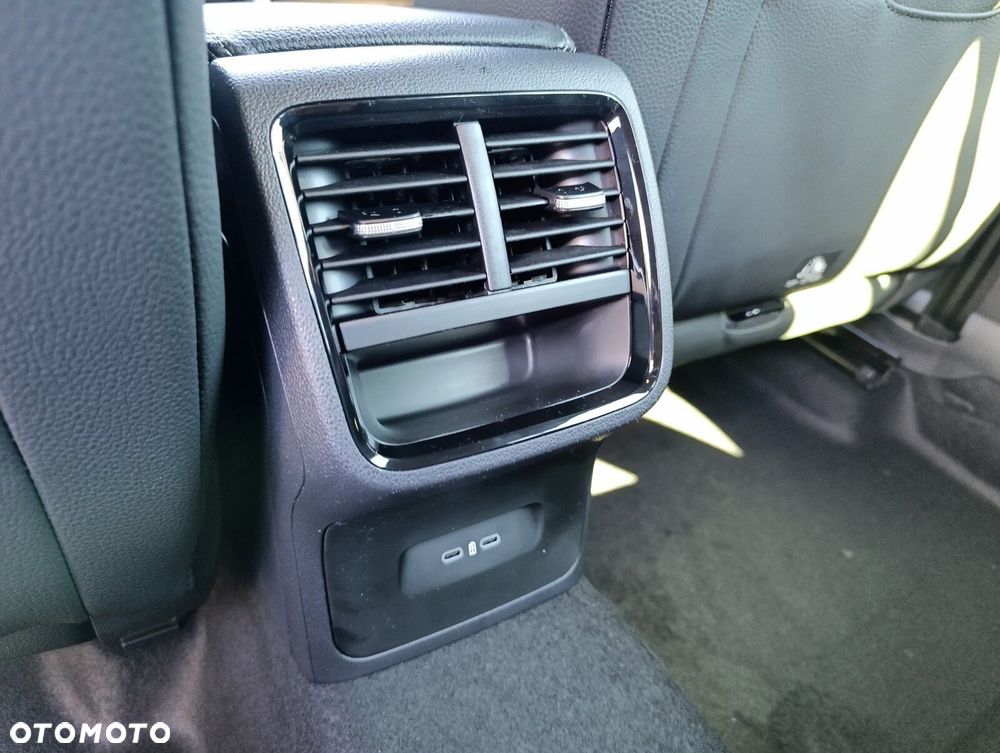 Skoda Octavia 2.0 TSI Sportline 4x4 DSG - 10